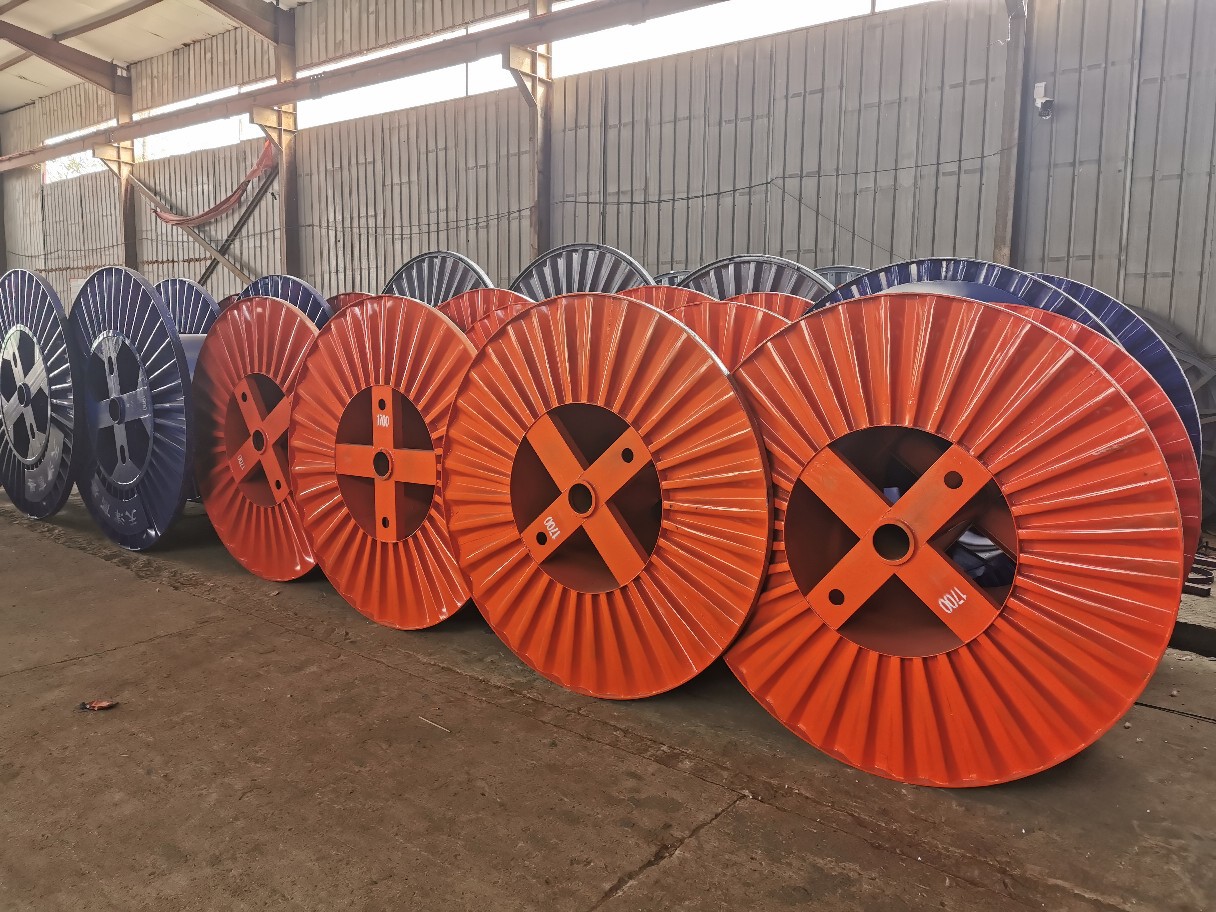 生产各种全铁质全铁轴盘电缆轴盘加工定制多种规格电缆线盘