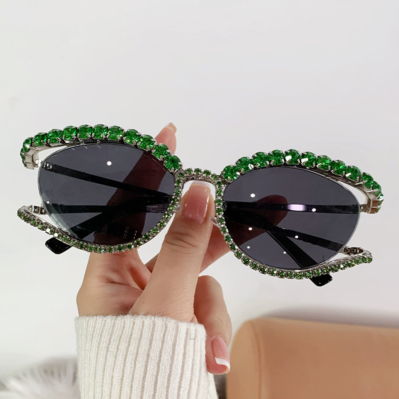 Foreign Trade Cross-Border Cat Eye-Shaped Diamond Sunglasses European and American Street Shot Glasses Internet Celebrity Model Personality Colorful Crystals Sunglasses for Women