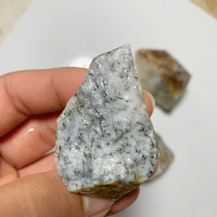 天然黑发晶原石 大块原石矿物晶体 工艺品雕刻料批发