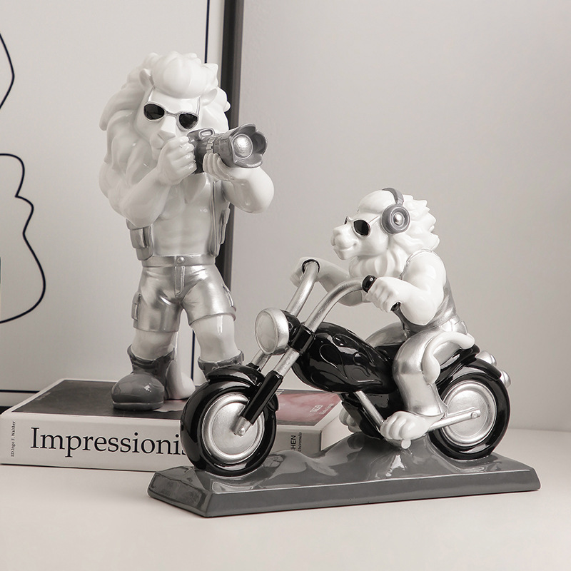 Beihanmei Creative Motorcycle Desktop Decoration Lion Doll Home Living Room Wine Cabinet Strictly Selected Moving into the New House Decoration