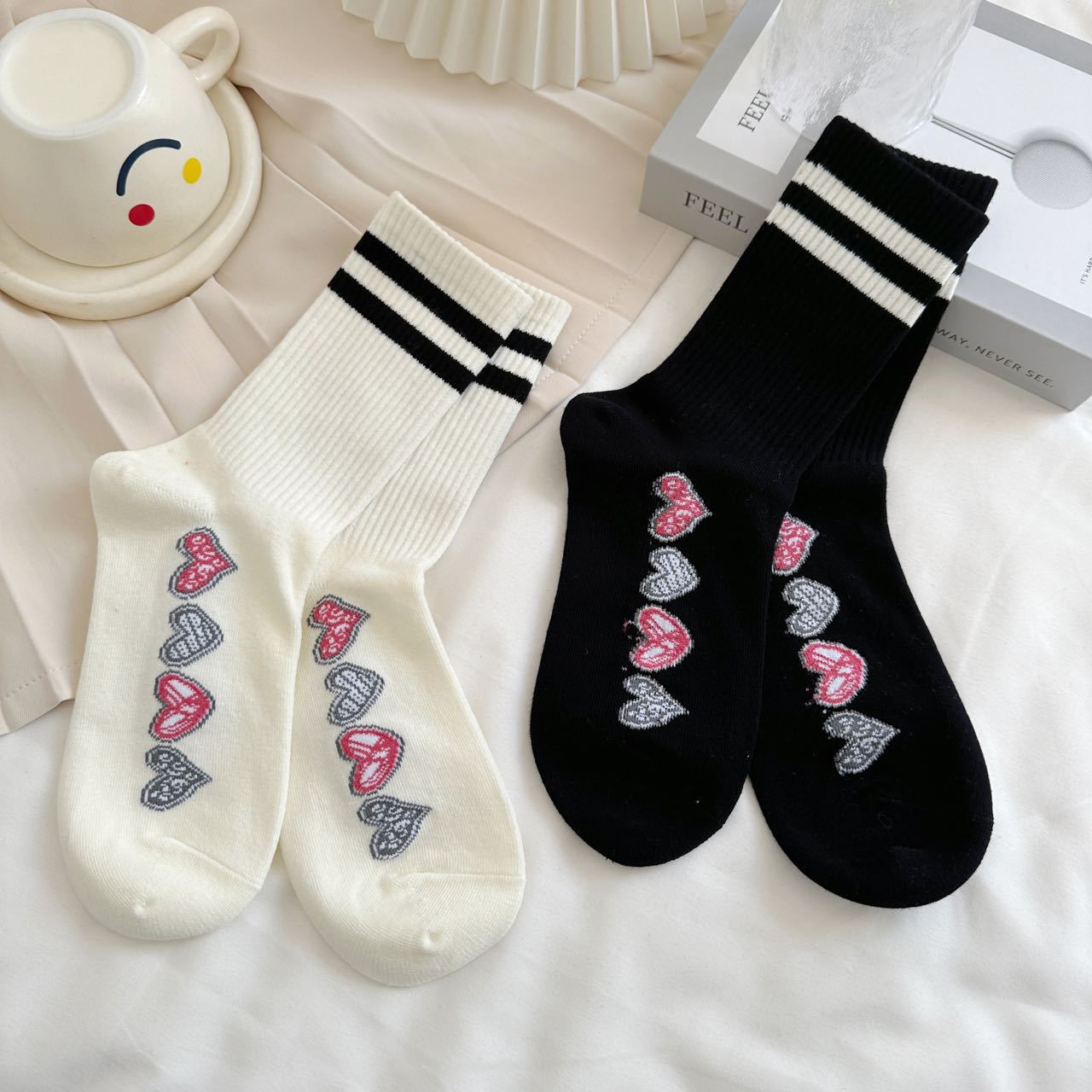 春夏新款袜子女薄款纯色爱心百搭舒适休闲学院风板鞋配件高筒袜子