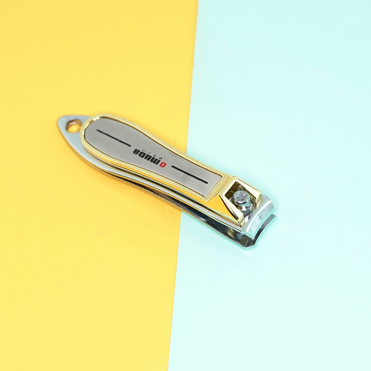 欧美达3007-13指甲刀 超市一盒装 中号平口指甲剪 金色指甲钳