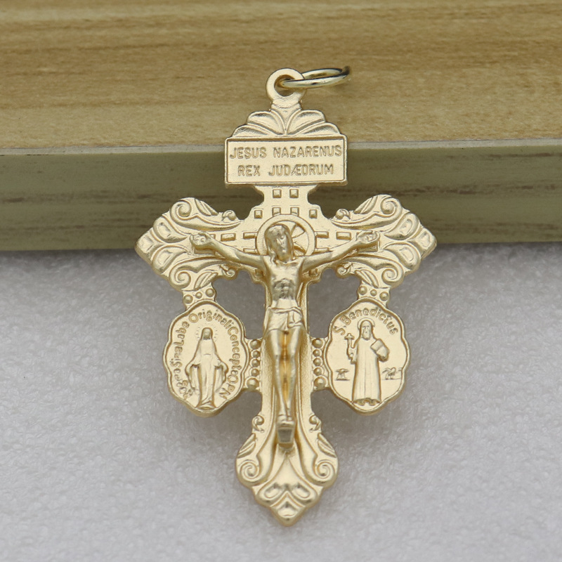 Foreign Trade Wholesale Religious Ornament Jesus Cross Pendant Vintage Metal Necklace Pendant Keychain Pendant