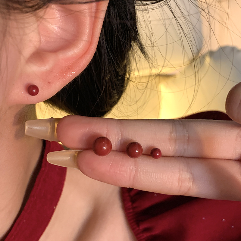 New Chinese Style Simple and Compact Cinnabar Stud Earrings Women's Retro Birth Year Red Earrings Niche High-Grade Mid-Ancient Earrings