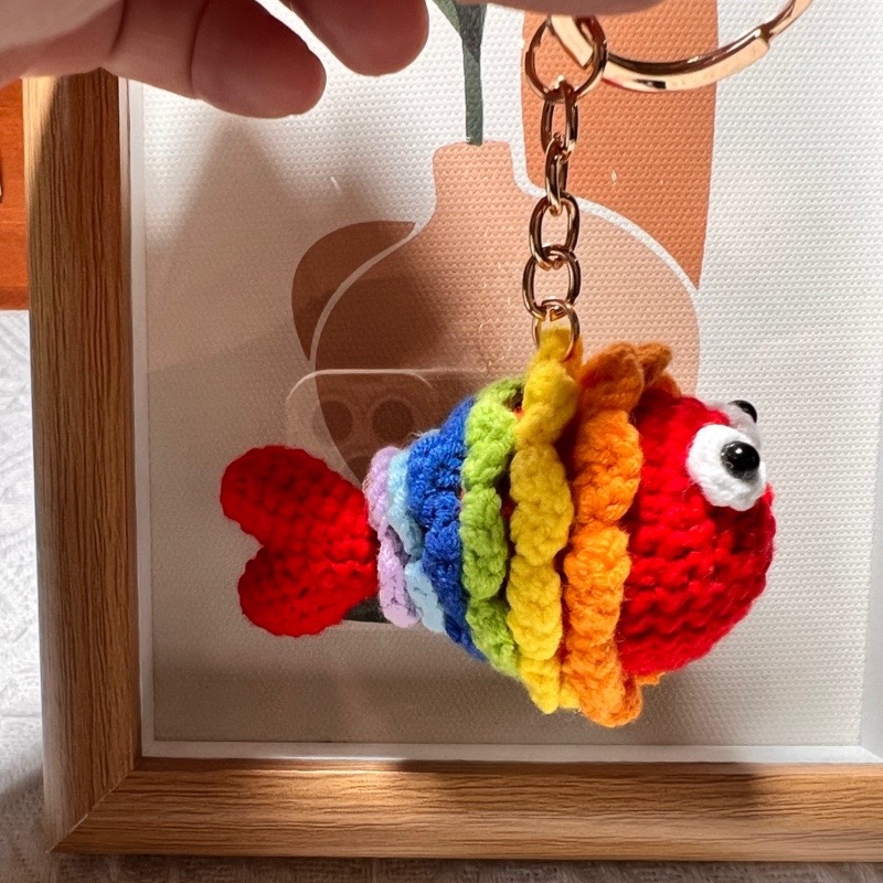 创意手工毛线钩针编织 生日礼物好运七彩锦鲤鱼钥匙扣挂件送朋友
