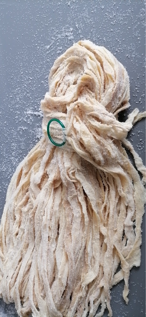 天然猪肠衣3路2米16节90米3米14节90米60克香肠机器生产皮质白透1