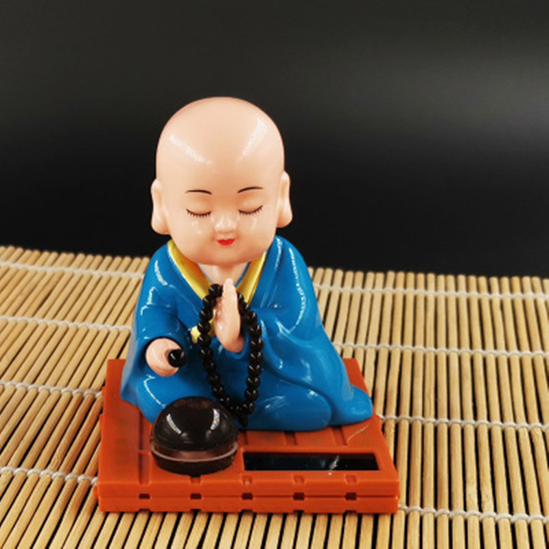 创意汽车摆件网红可爱摇头淡定小和尚公仔男女车载车内装饰用品佛