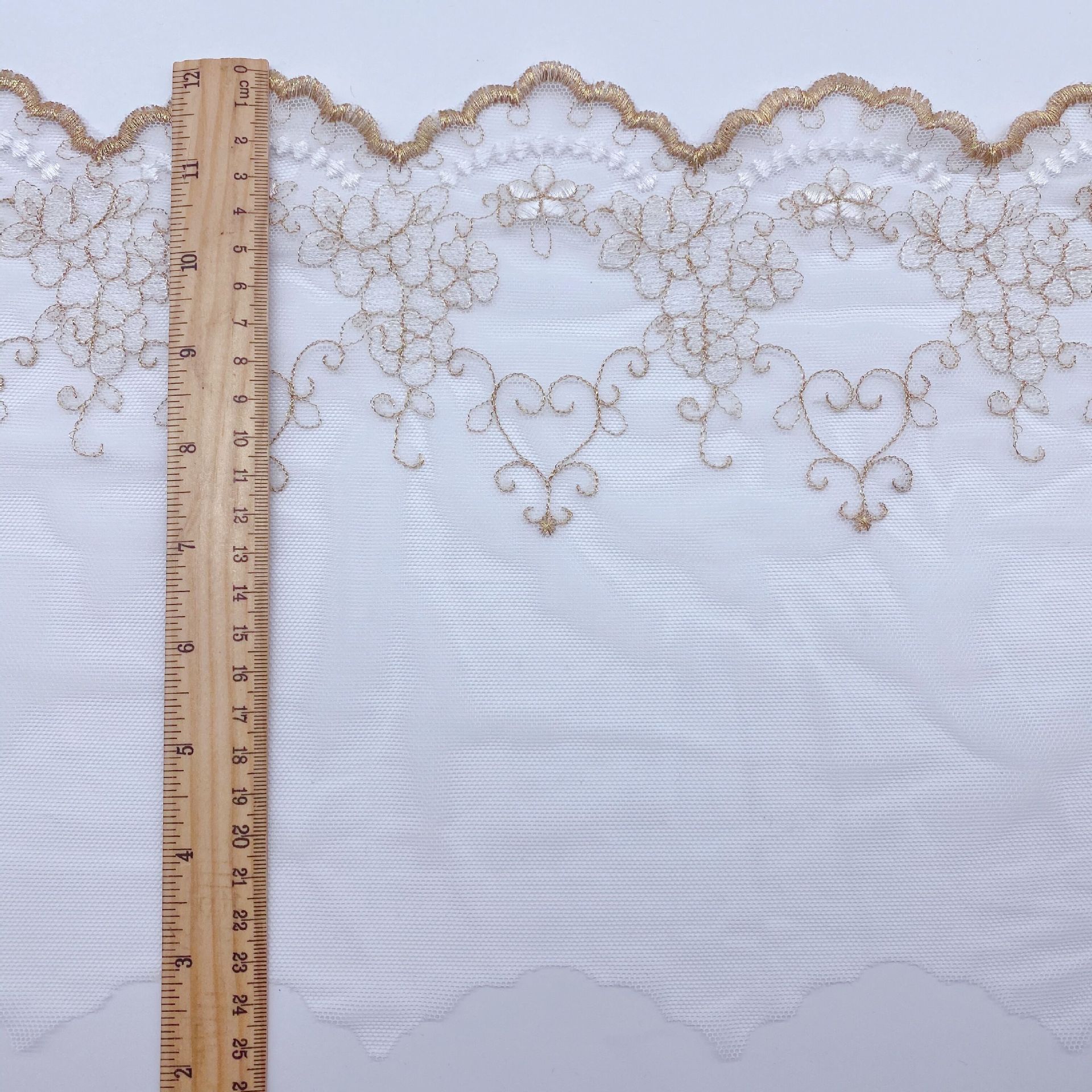 水溶花边 婚纱童装裙摆配饰洛丽塔花边 白金网纱刺绣爱心蕾丝花边