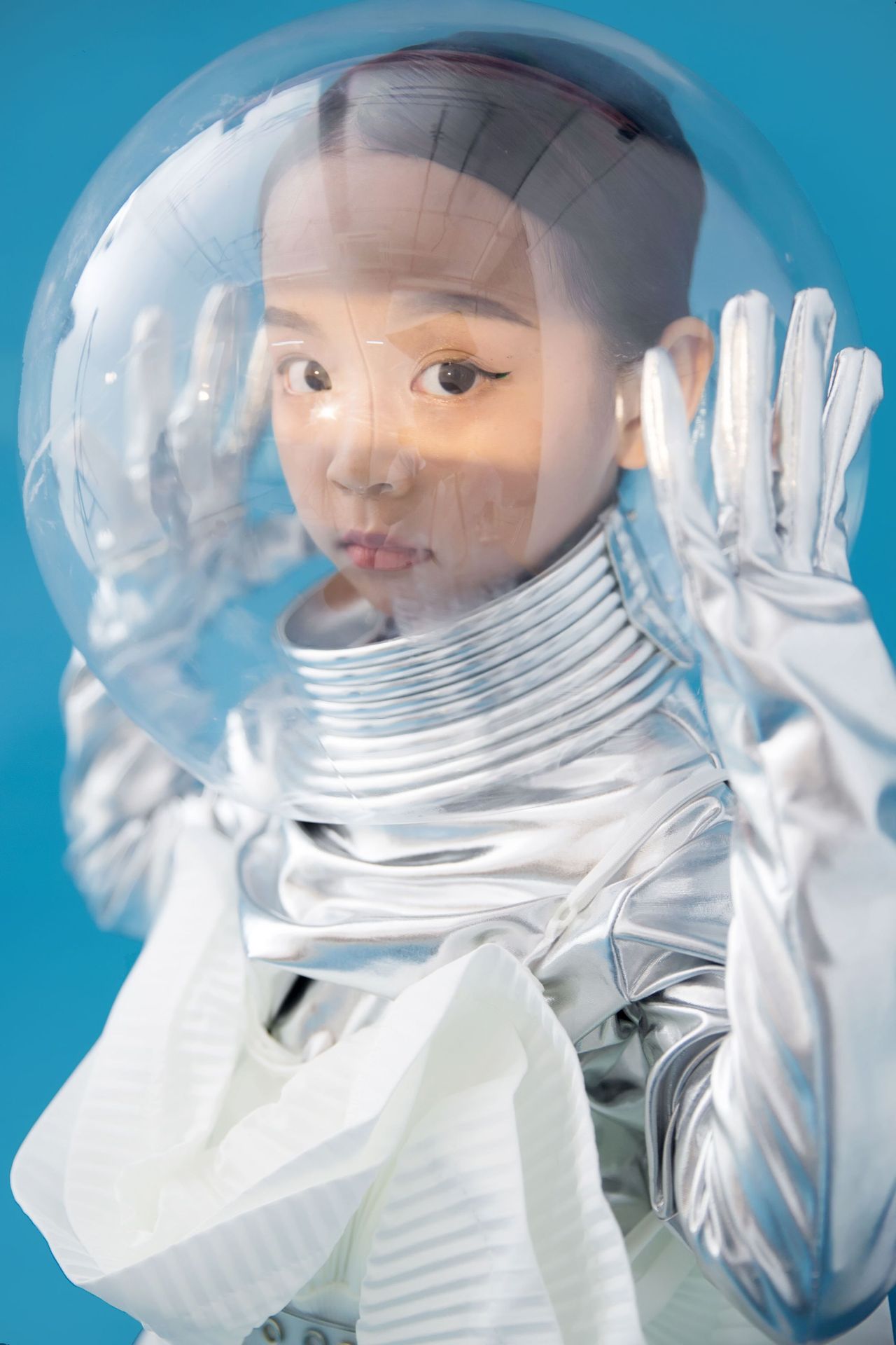 女童银色未来科技感太空服宇航员模特走秀潮服车模元宇宙t台演出