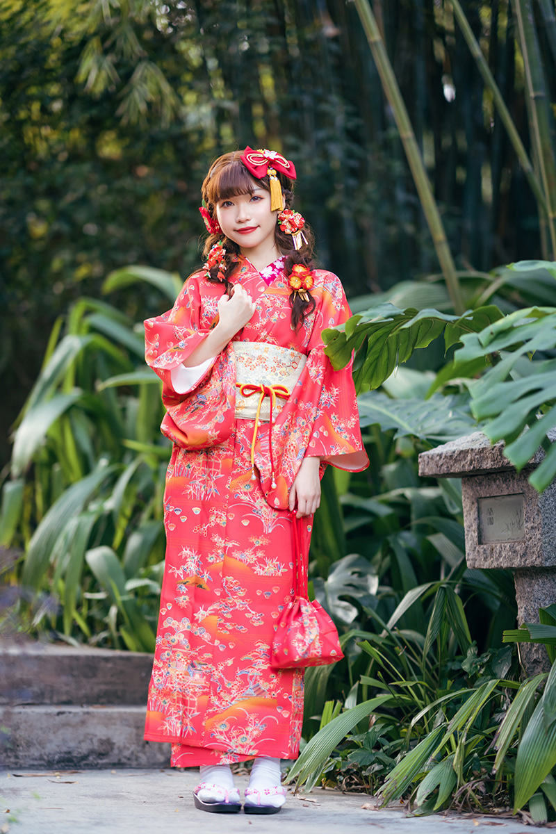 新款红色访问日本传统和服改良版不易皱免熨烫材质