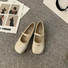 韩版圆头浅口金属扣平底单鞋2024新款夏季小众软皮舒适玛丽珍鞋