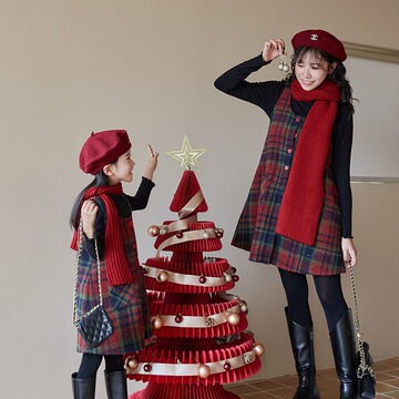 一起玩亲子装母女节日粗呢格子背心裙 女童宝宝圣诞节加绒背心裙