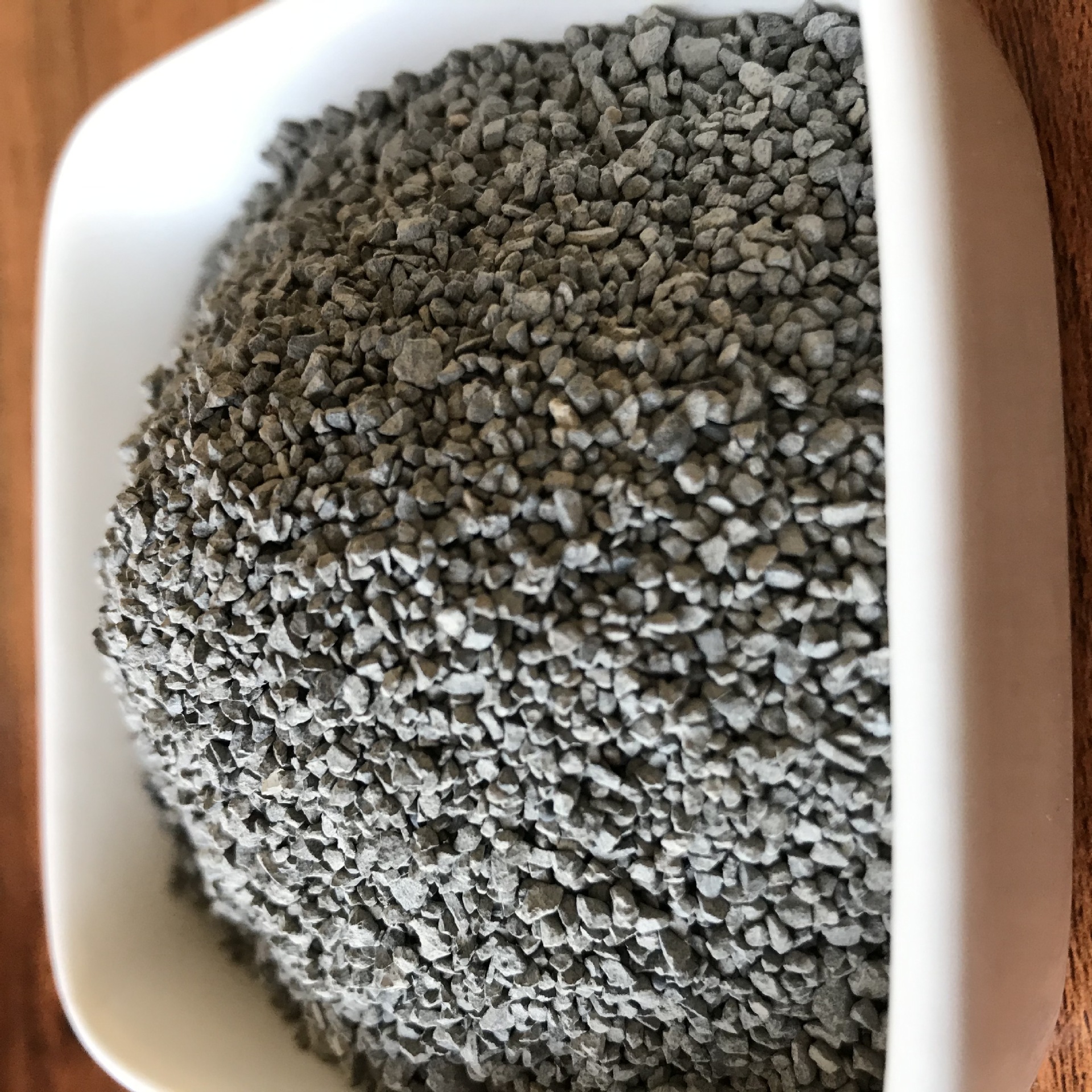 厂家供应 金刚砂 喷砂除锈 金刚砂耐磨地坪骨料