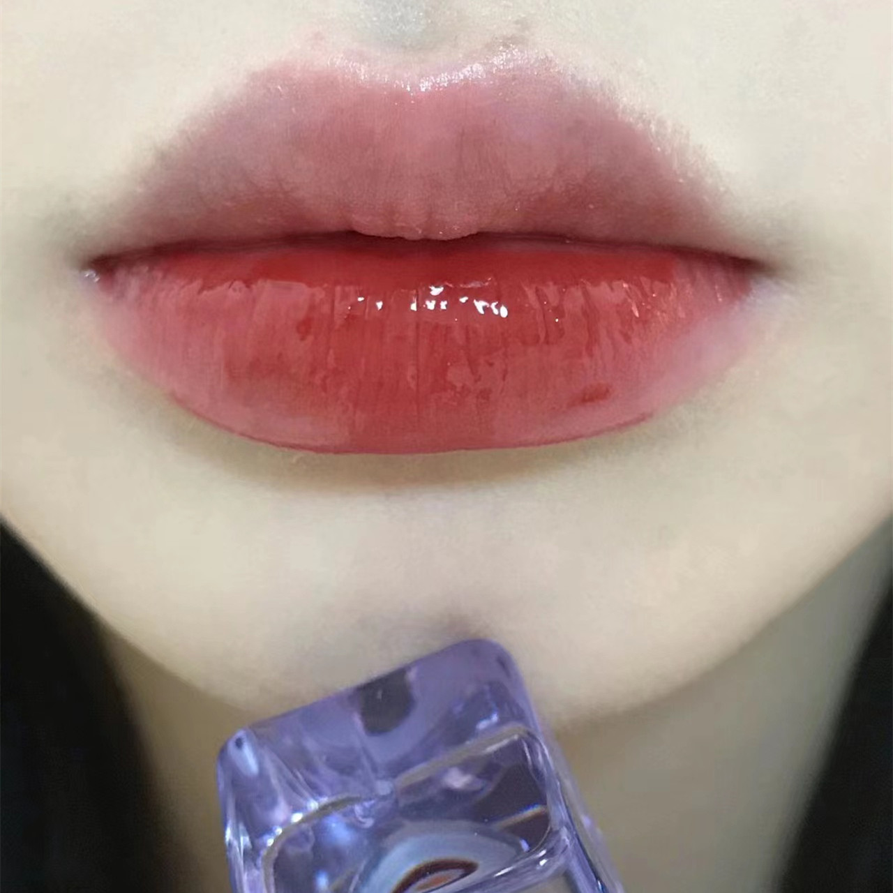 Pure Desire New Fashion World Water Light Mirror Glass Toot Lip Lacquer White Lip Mud Lipstick Student Party Ins Plain Face