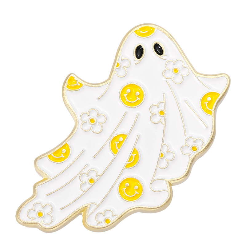 Maple Leaf Ghost Halloween Horror Ghost Brooch Golden M Badge Electroplating Paint Factory Wholesale Clothing Accessories
