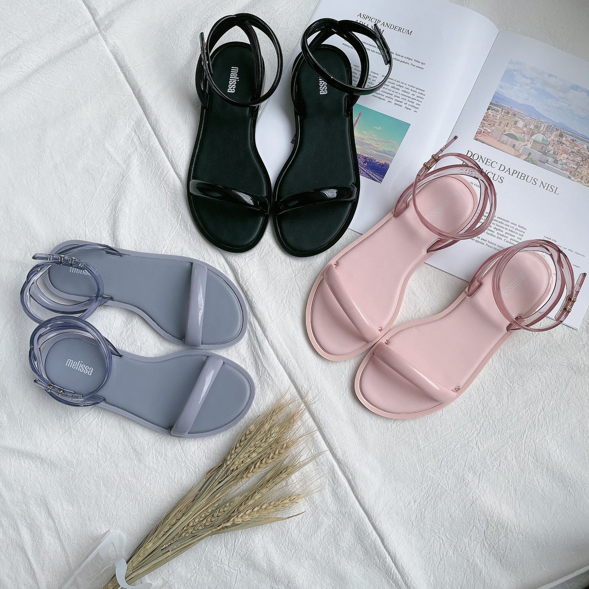 21新款梅丽莎时尚日常平底果冻凉拖凉鞋-阿里巴巴