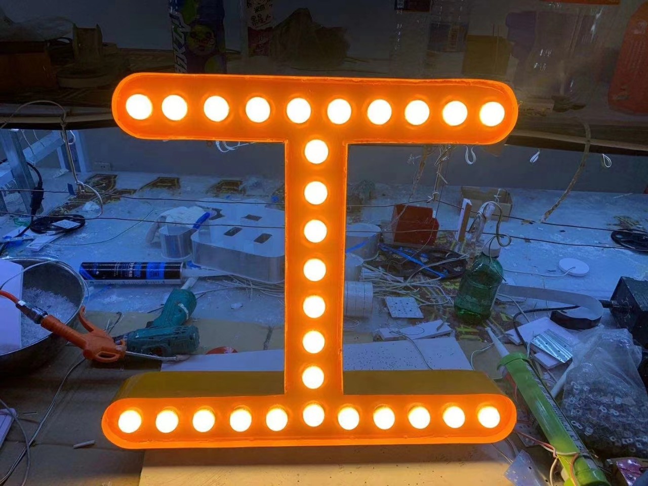 球泡灯字灯泡字镀锌板烤漆立体字球泡灯立体字亮化字点阵字