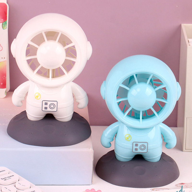 Cartoon Astronaut Mini Little Fan USB Charging Second Gear Wind Speed Summer Children Portable Portable Electric Fan Gift