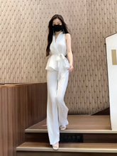 韩版时尚洋气套装女2022夏季新款设计感无袖挂脖显瘦上衣+阔腿裤