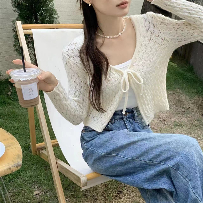 Thirteen Rows Early Autumn 2023 New Sun Protection Knit Cardigan Women's Thin Short Small Shawl Long Sleeve Hollow Top