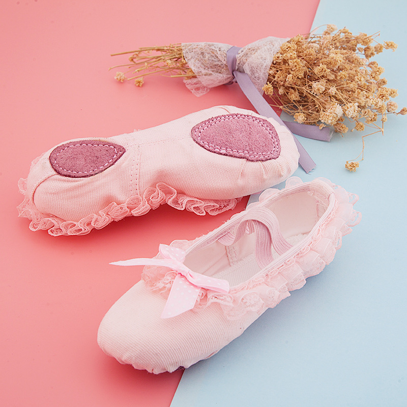 儿童舞蹈鞋女童软底练功鞋女孩公主红色花边小孩的跳舞鞋芭蕾舞鞋