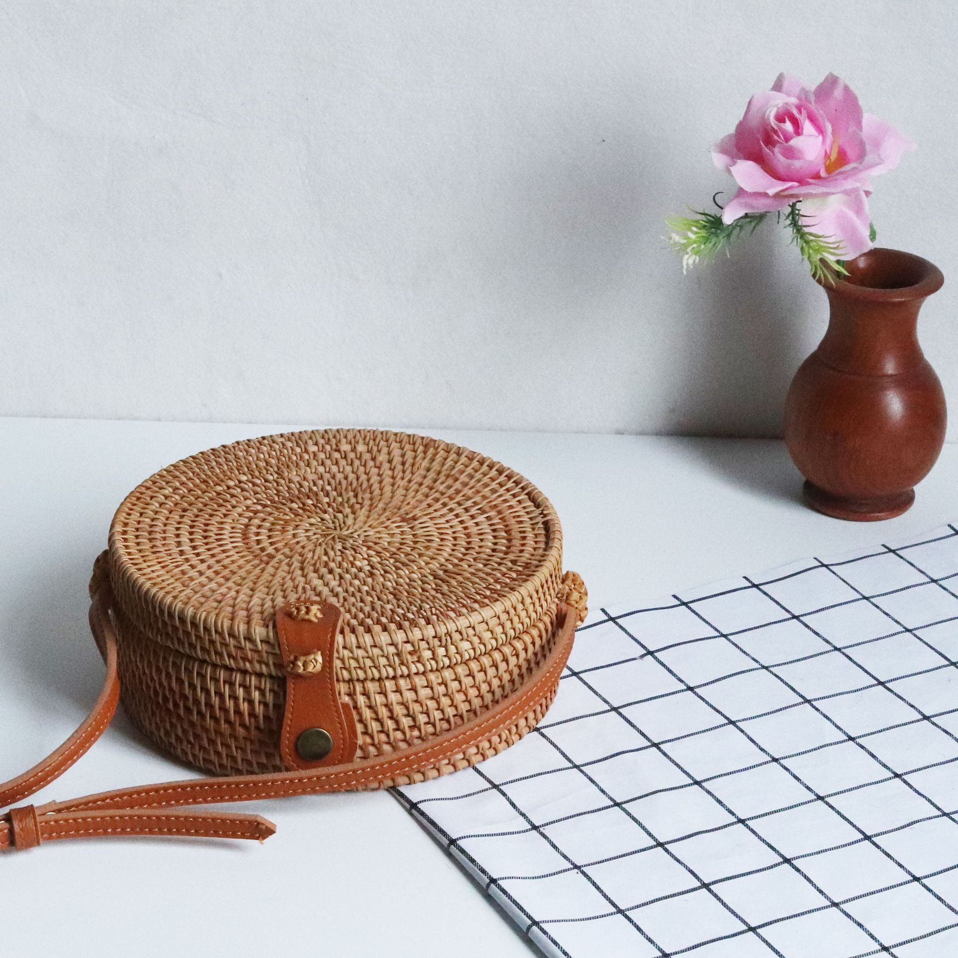 越南秋藤编包 草编包森系篮子篓子复古文艺手工编织肩带可伸缩