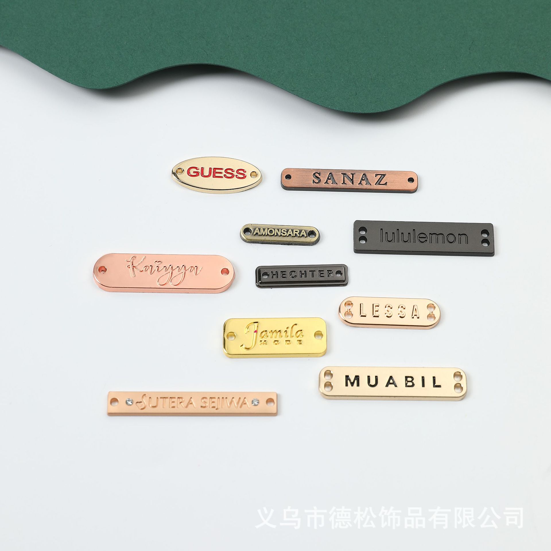 Clothing Metal Tag Trademark Logo Letter Concave-Convex Zinc Alloy Label Letter Stitching Box and Bag Hardware Accessories