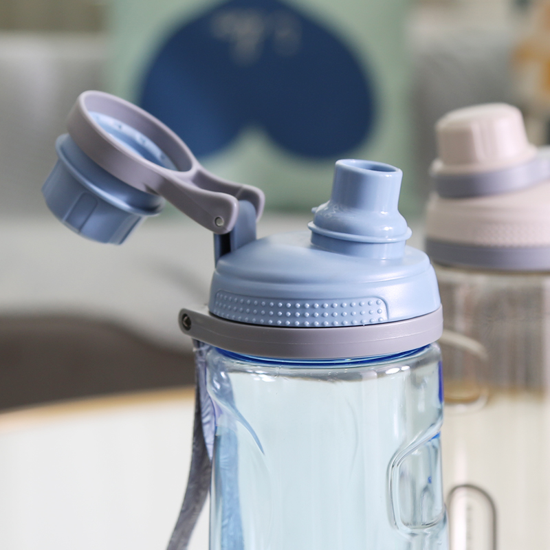 牌600ml800ml休闲太空杯户外旅行运动水杯儿童学生水壶耐-阿里巴巴
