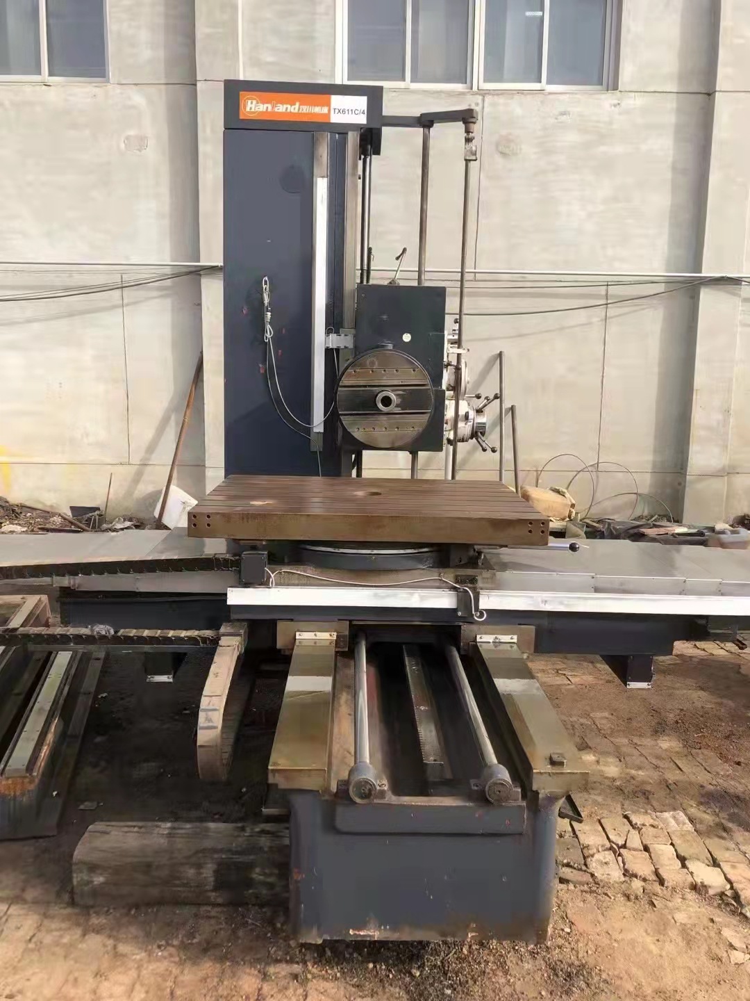 处理二手汉川t611c-4卧式铣镗床汉川镗床