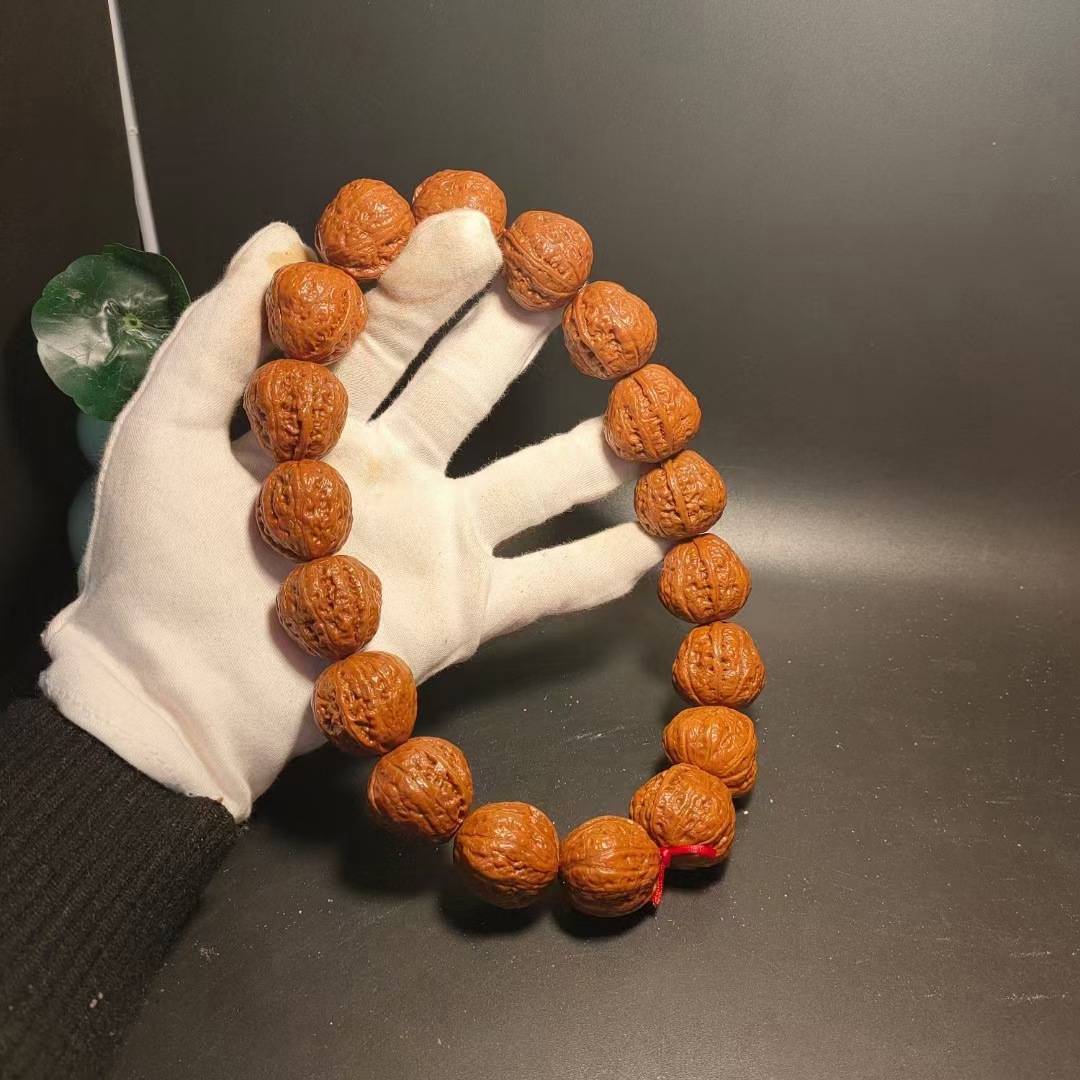 铁核圆籽秋子核桃18颗手持 (核桃27号)