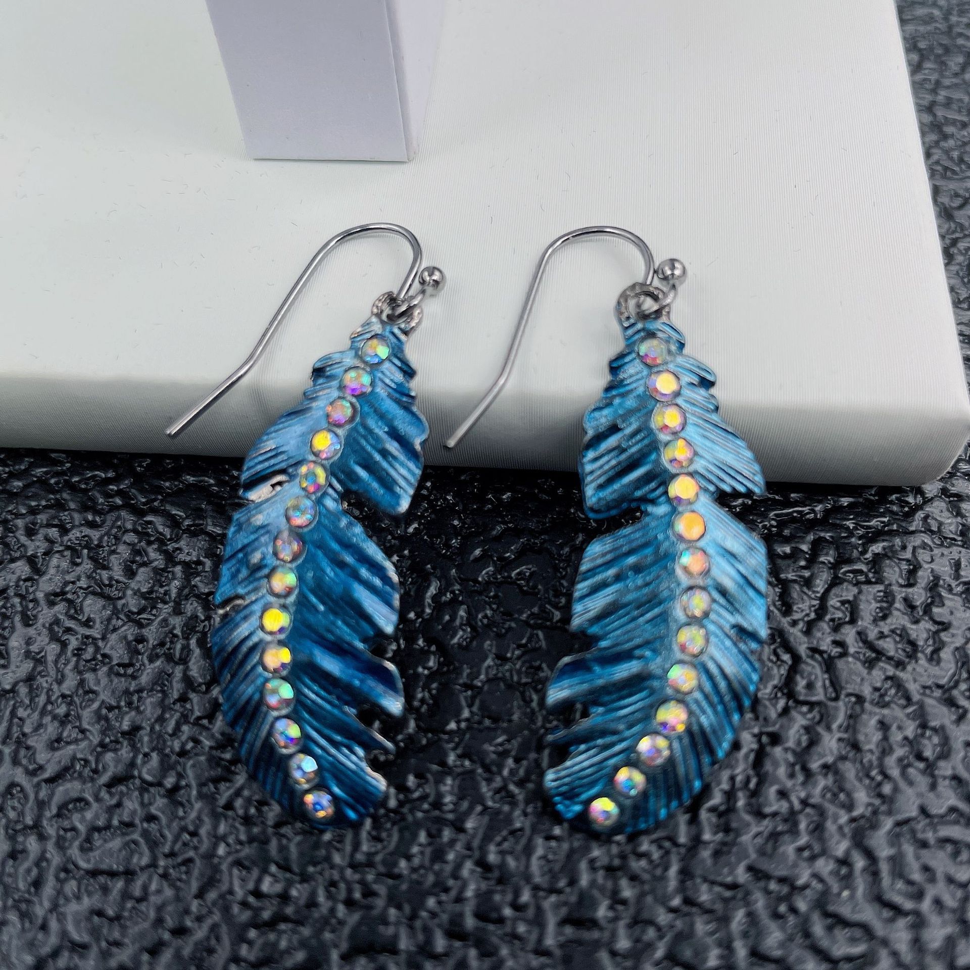 欧美跨境饰品 复古孔兰七彩色羽毛耳环 时尚波西米亚风镶彩钻耳环