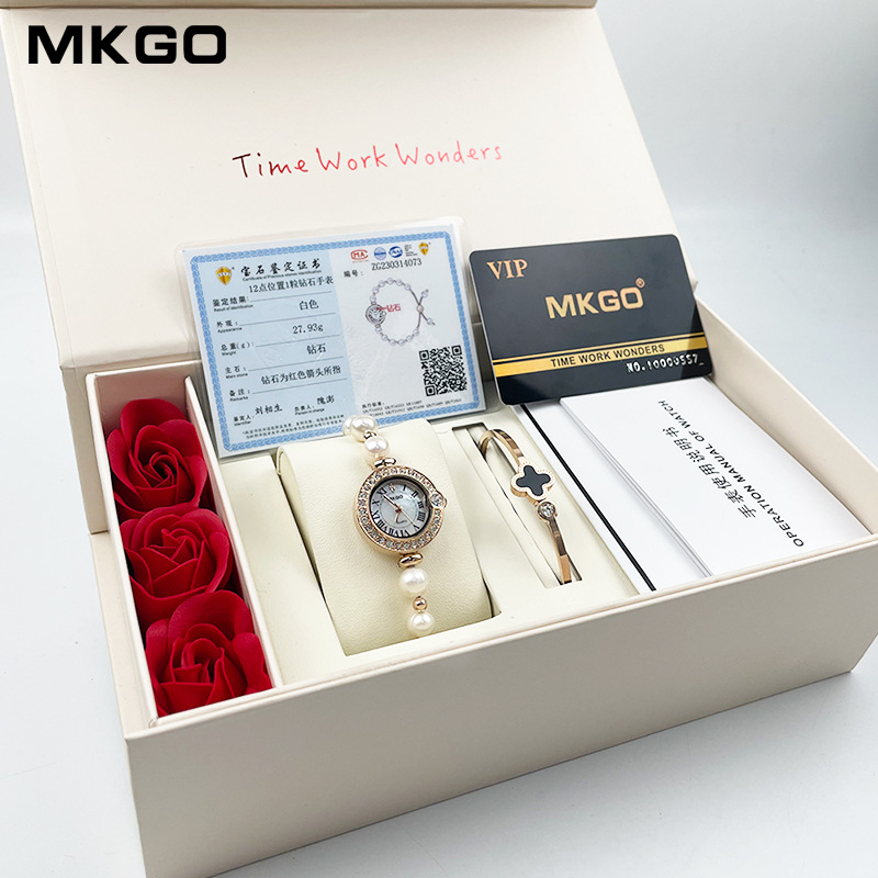 mkgo淡水珍珠手表女贝母表盘小众时尚轻奢罗马纹镶钻女士腕表代发
