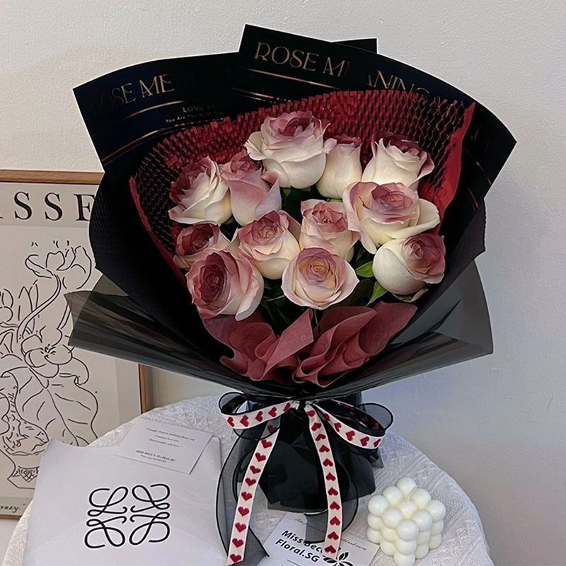 520高颜值复古凡尔赛红玫瑰花束成品性送男女朋友生日-阿里巴巴