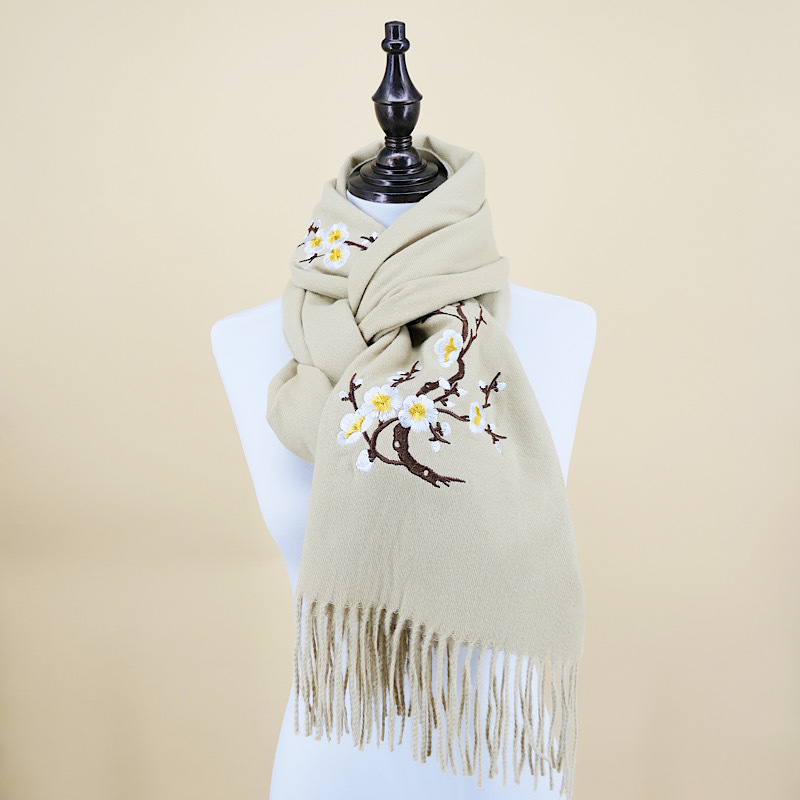 单头梅花刺绣花仿羊绒围巾流苏披肩加厚保暖青海云南旅游景区批发