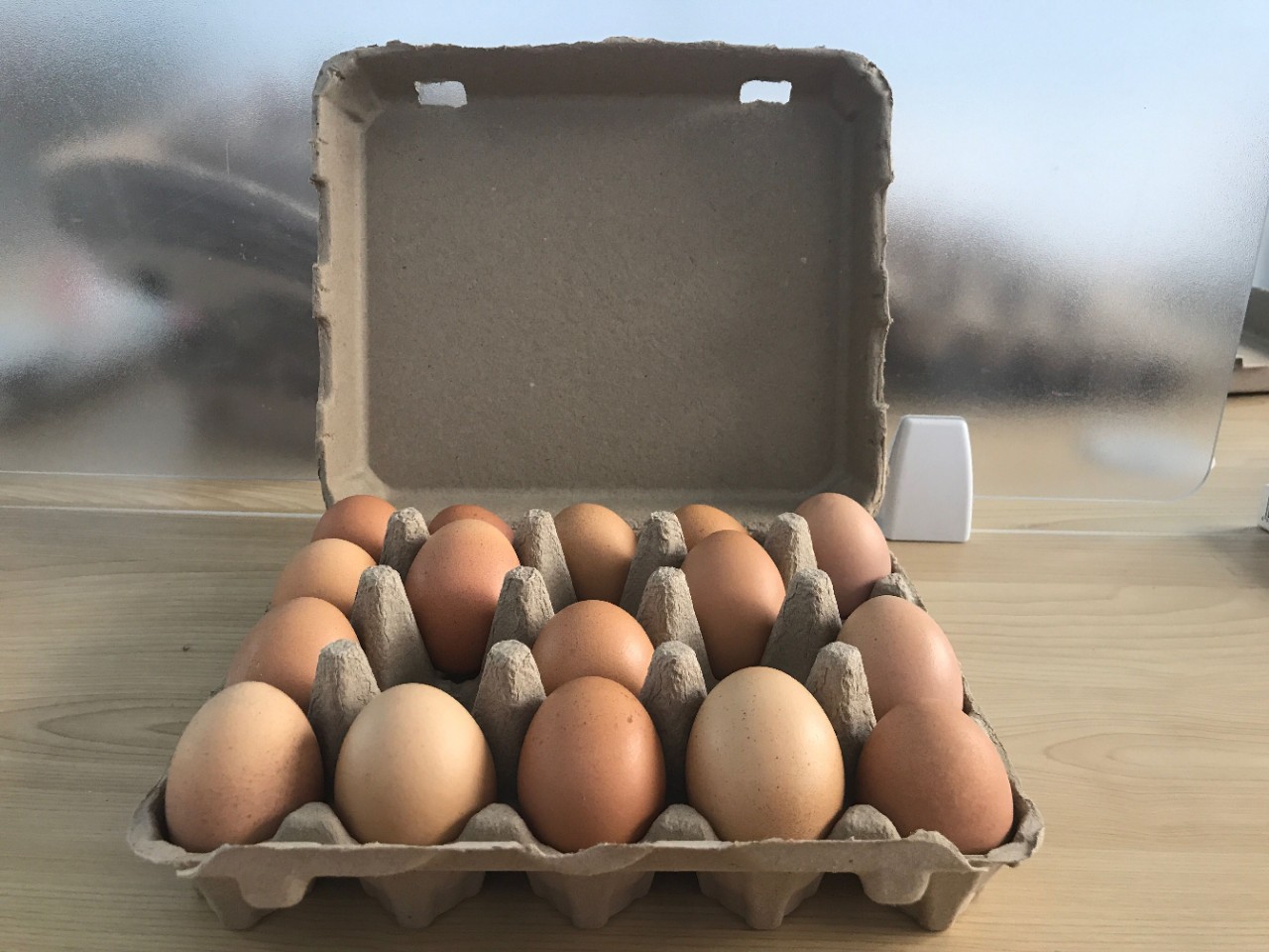 25成交300件4枚白色纸浆蛋盒蛋托纸托纸浆模塑土鸡蛋柴鸡蛋洋鸡蛋笨