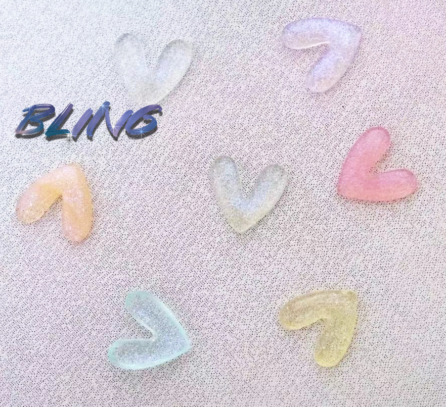 Popular Colorful Gilding Thin and Glittering Luminous V Heart Resin Manicure Fittings Ear Studs Decoration DIY Accessories