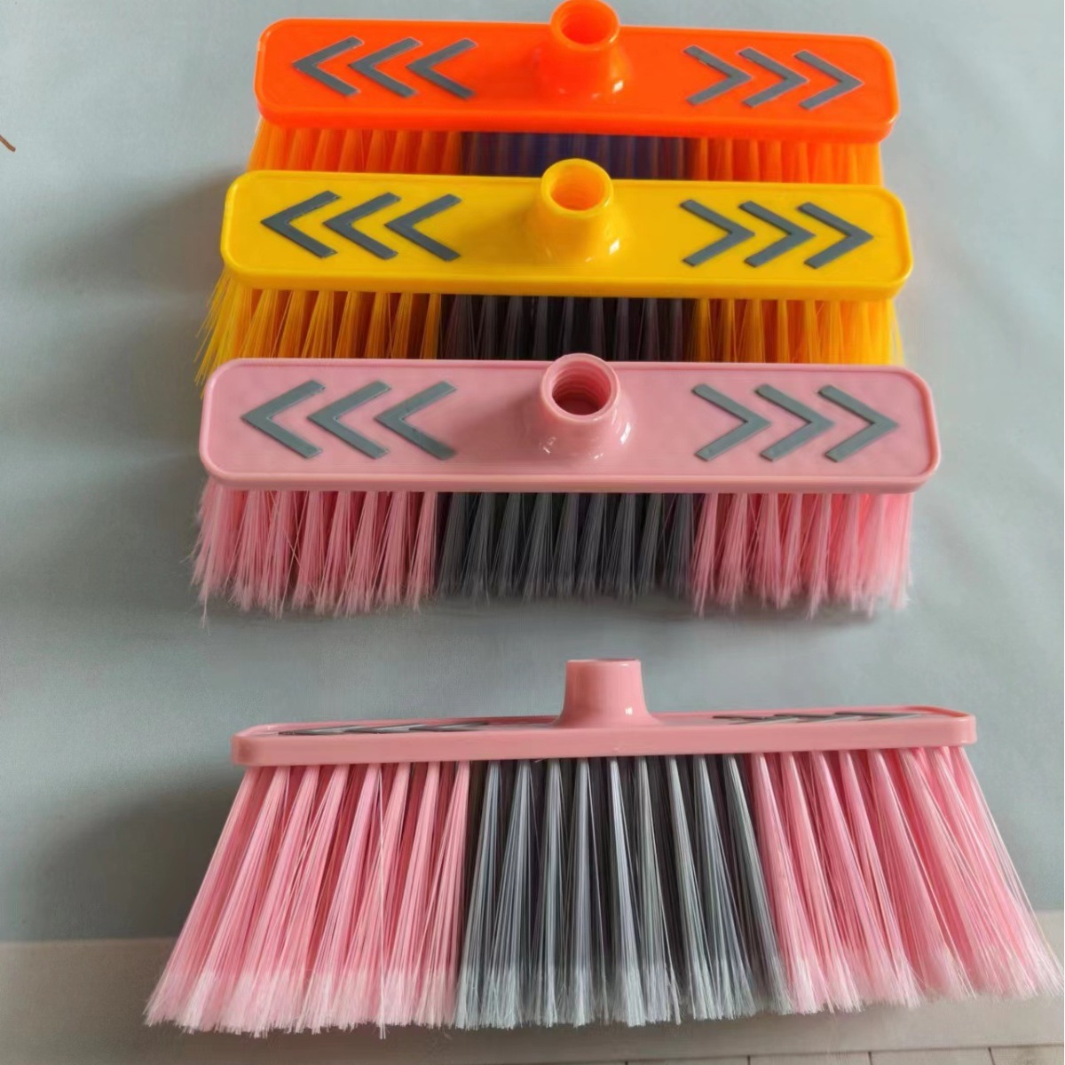 Factory Direct Sales Plastic Broom Head High Quality Durable Broom Household Outdoor Hotel Sanitation Cleaning Broom Wholesale