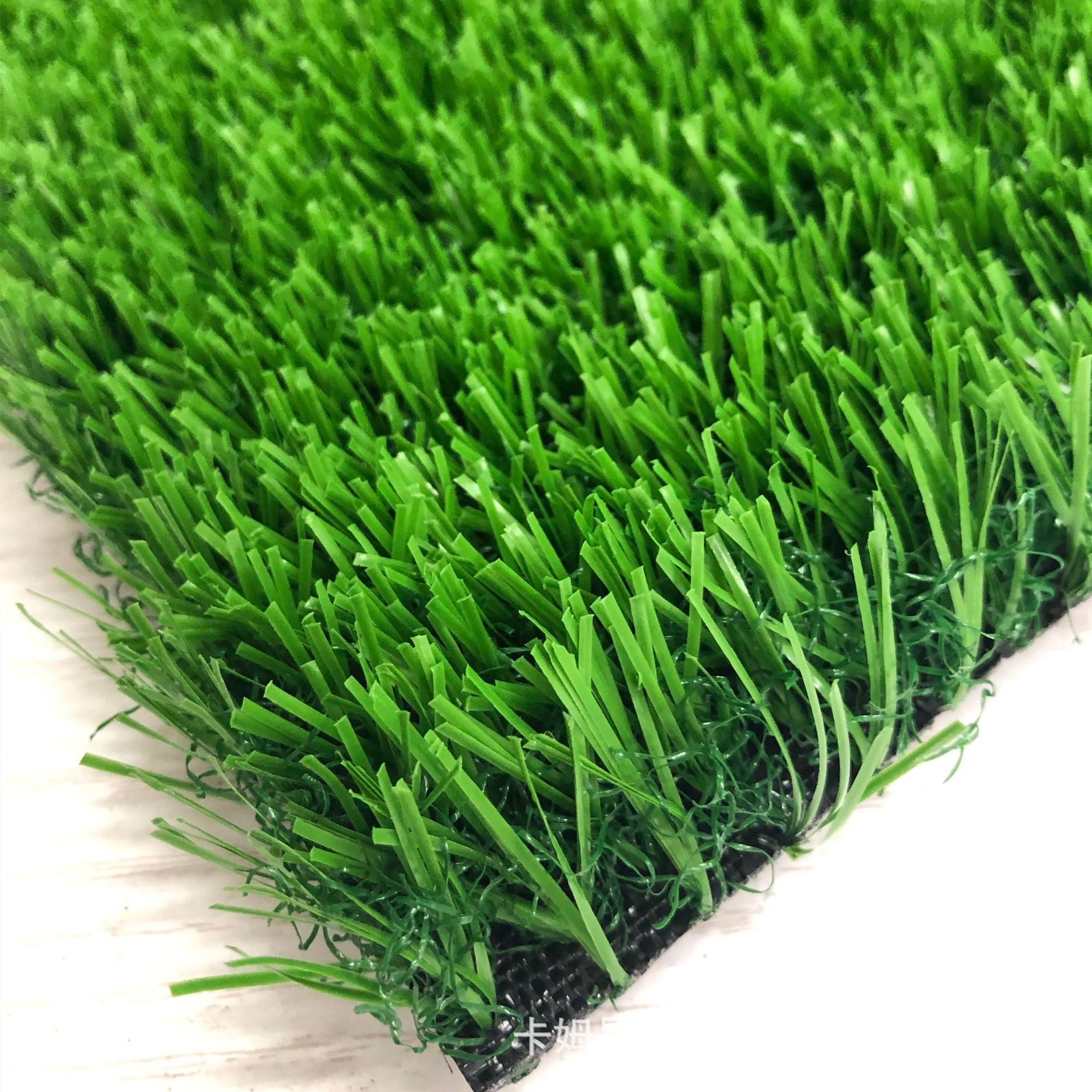 免填充足球场人造草坪 足球草 安装简单高密度青少年足球训练用草