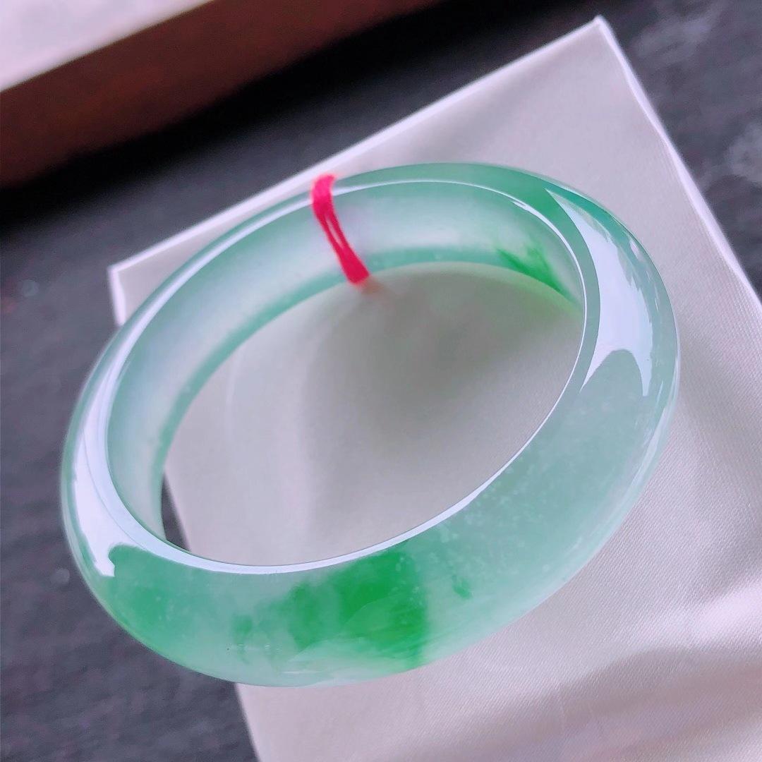 飘绿翡翠手镯-新款价格,厂家,货源-阿里巴巴