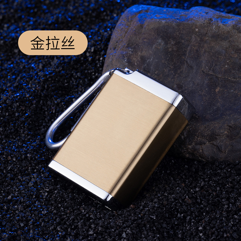 Minimalist Creative Portable Ashtray Metal Hanging Buckle Portable Car Large Capacity Decoration Good-looking out Ashtray