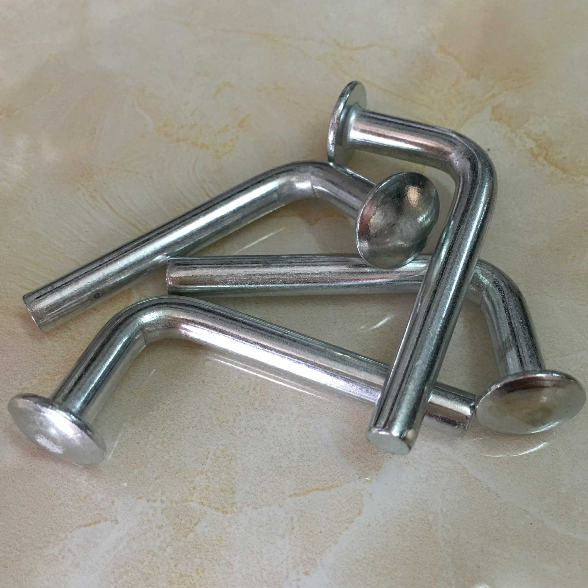 重型仓储货架配件铁镀锌大扁头折弯90度加长 l型安全插卡销子