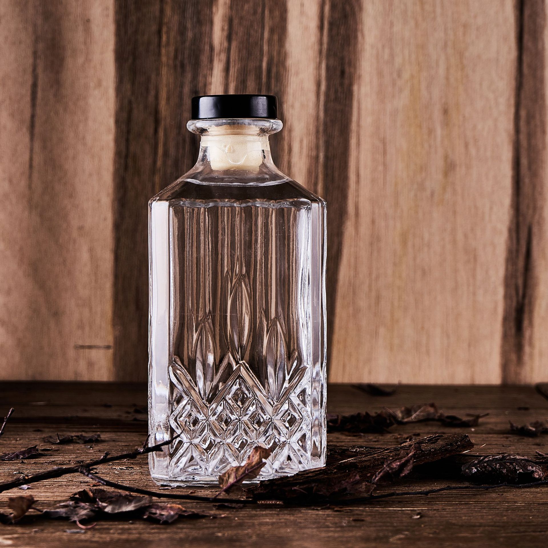 外贸910ml方形酒瓶水晶透明玻璃瓶工艺雕刻威士忌醒酒器带软木塞