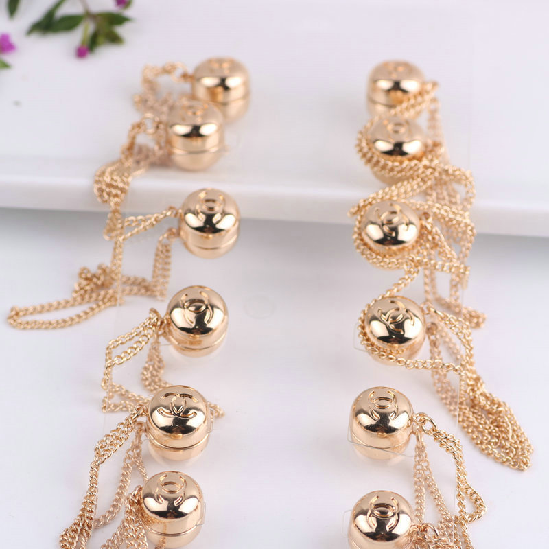 Fixing Buckle Anti-Unwanted-Exposure Buckle Creative Chain Brooch Ornament 2023 Magnetic Buckle Girls Multi-Style Strong Magnetic Brooch
