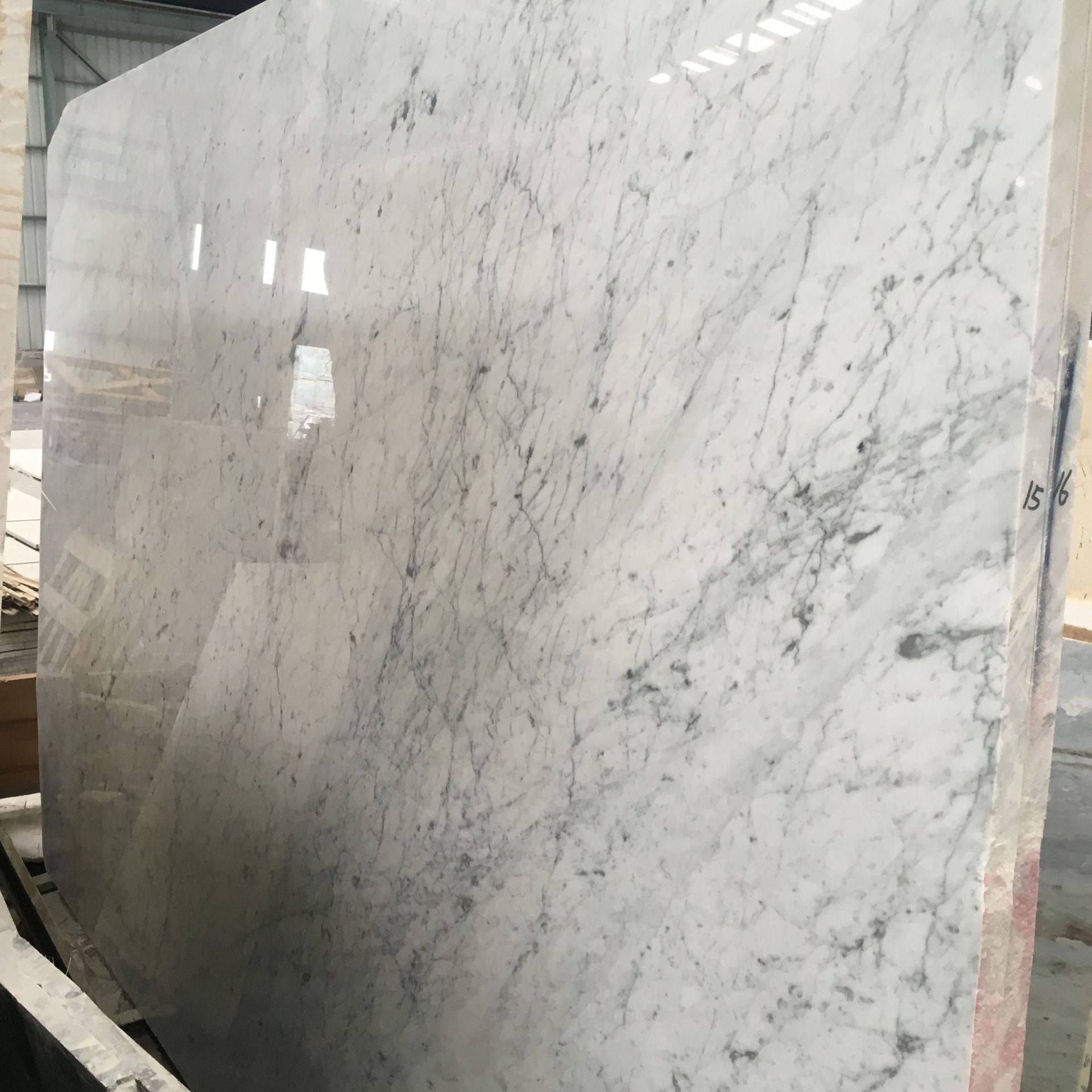 福建水头工厂供应卡拉拉白 细花白 中花白大理石荒料 大板