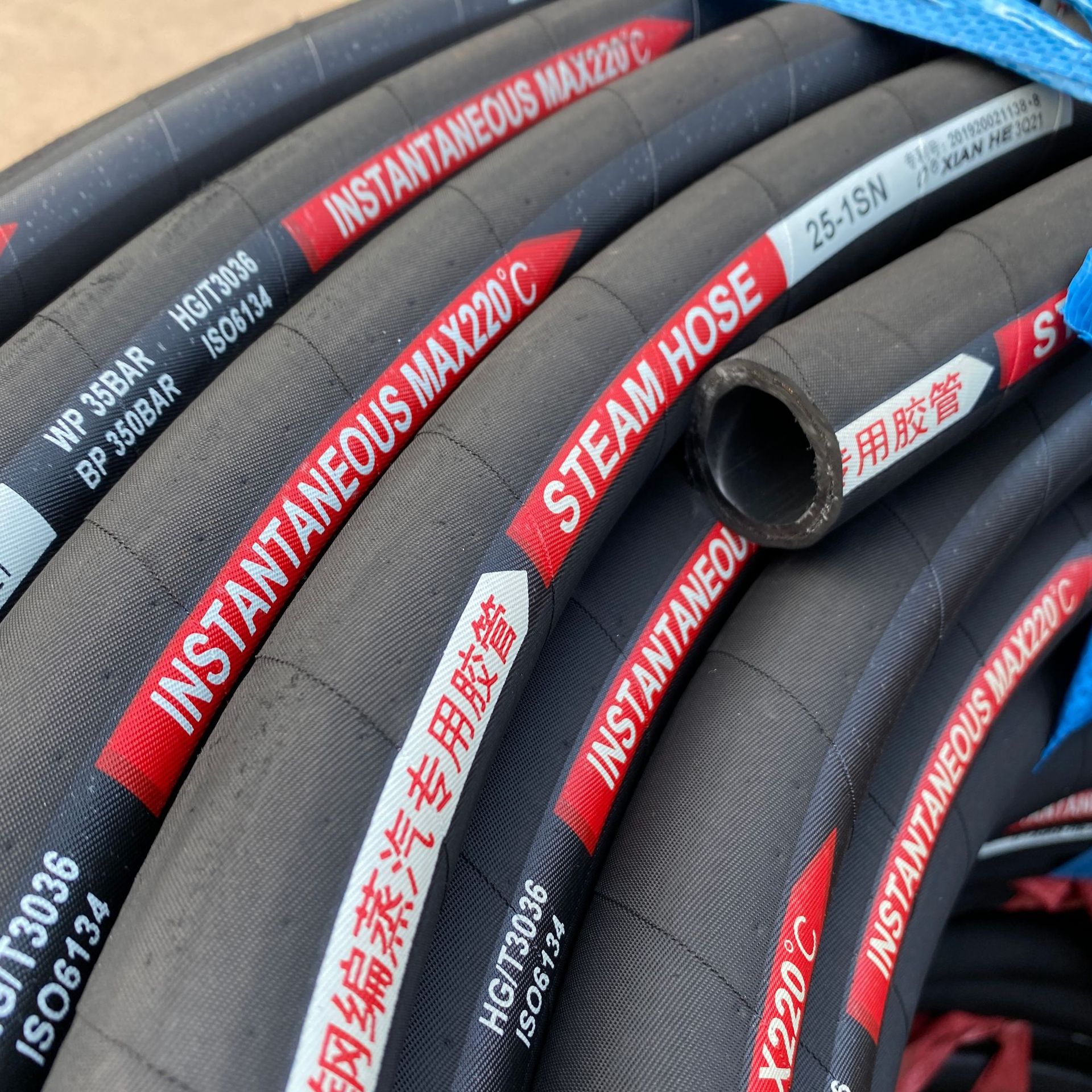 0成交0米农机设备用胶管总成 高压耐油蒸汽管 夹布胶管 黑色橡胶软管