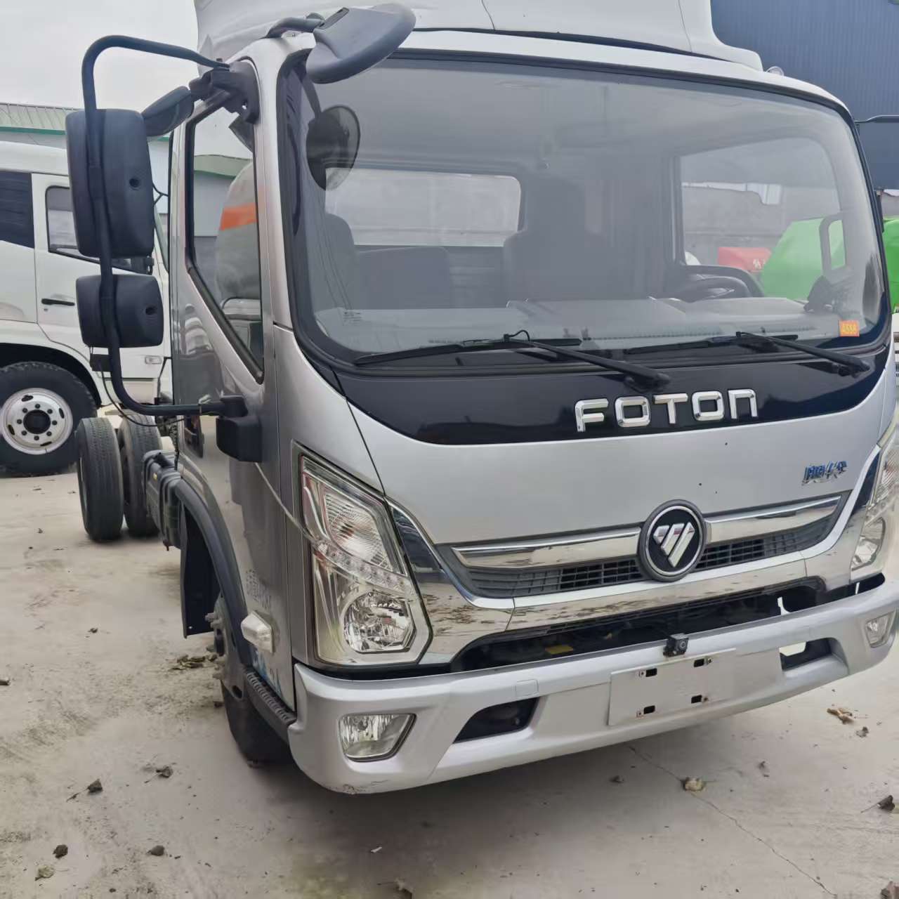 出口  厂家库存新车奥铃东风运输车小型厢货车4米2运输车