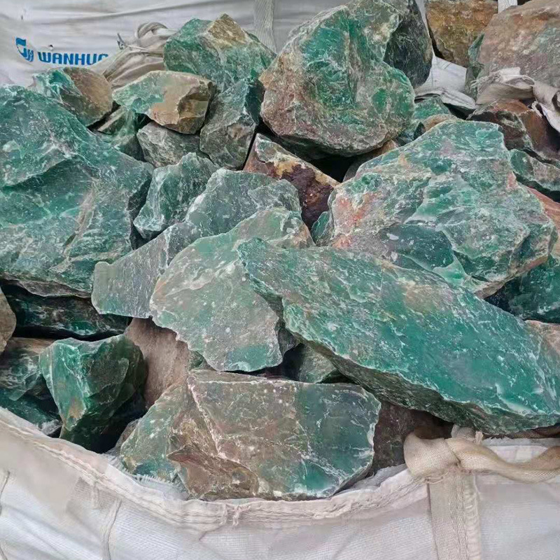 冰种绿飘花非洲翠原石手镯料 玉石手镯雕刻原料矿石 绿色毛料