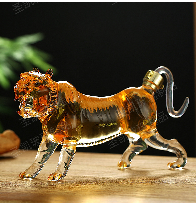 牛造型泡酒瓶 十二生肖高硼硅工艺玻璃酒瓶 玻璃牛泡酒瓶摆件