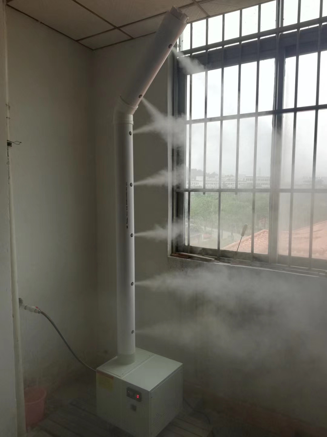 厂家销售工业加湿器 红外线感应消毒雾化机 超声波雾化加湿机