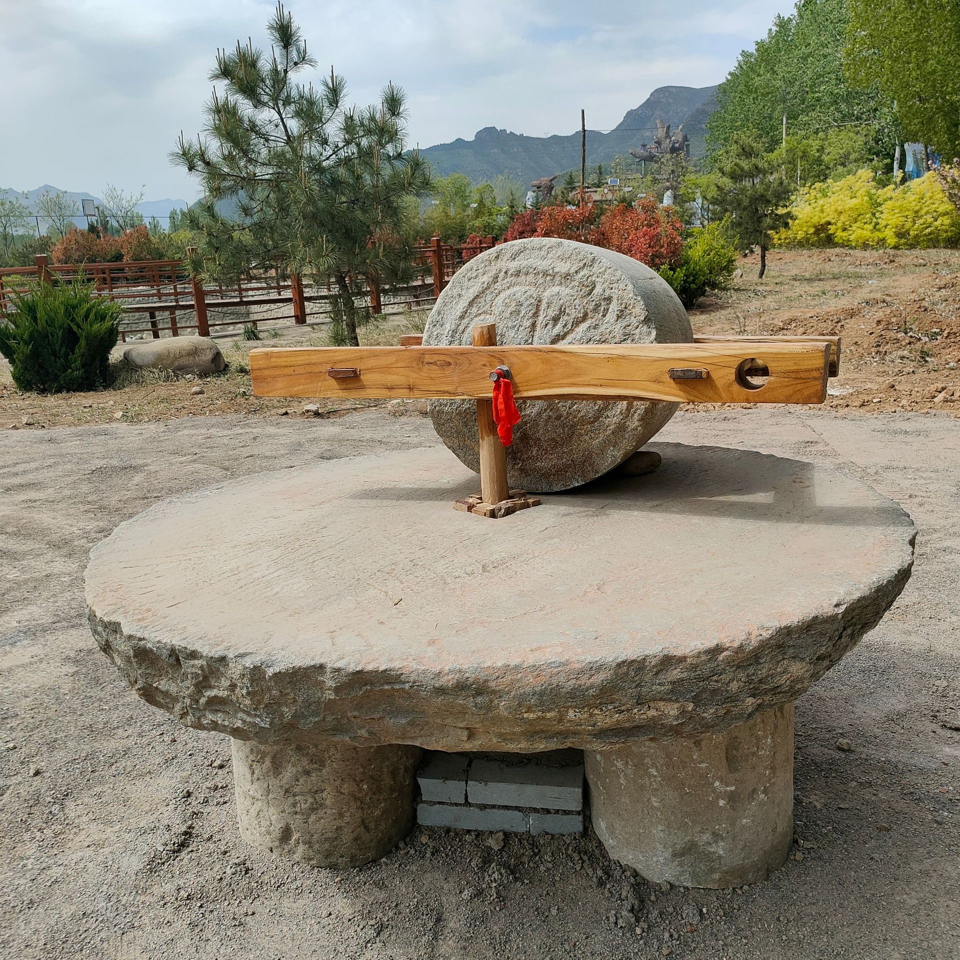 农村老石碾子大碾盘石碾子旧磨盘古建石磨子旧石器老物件整套农家